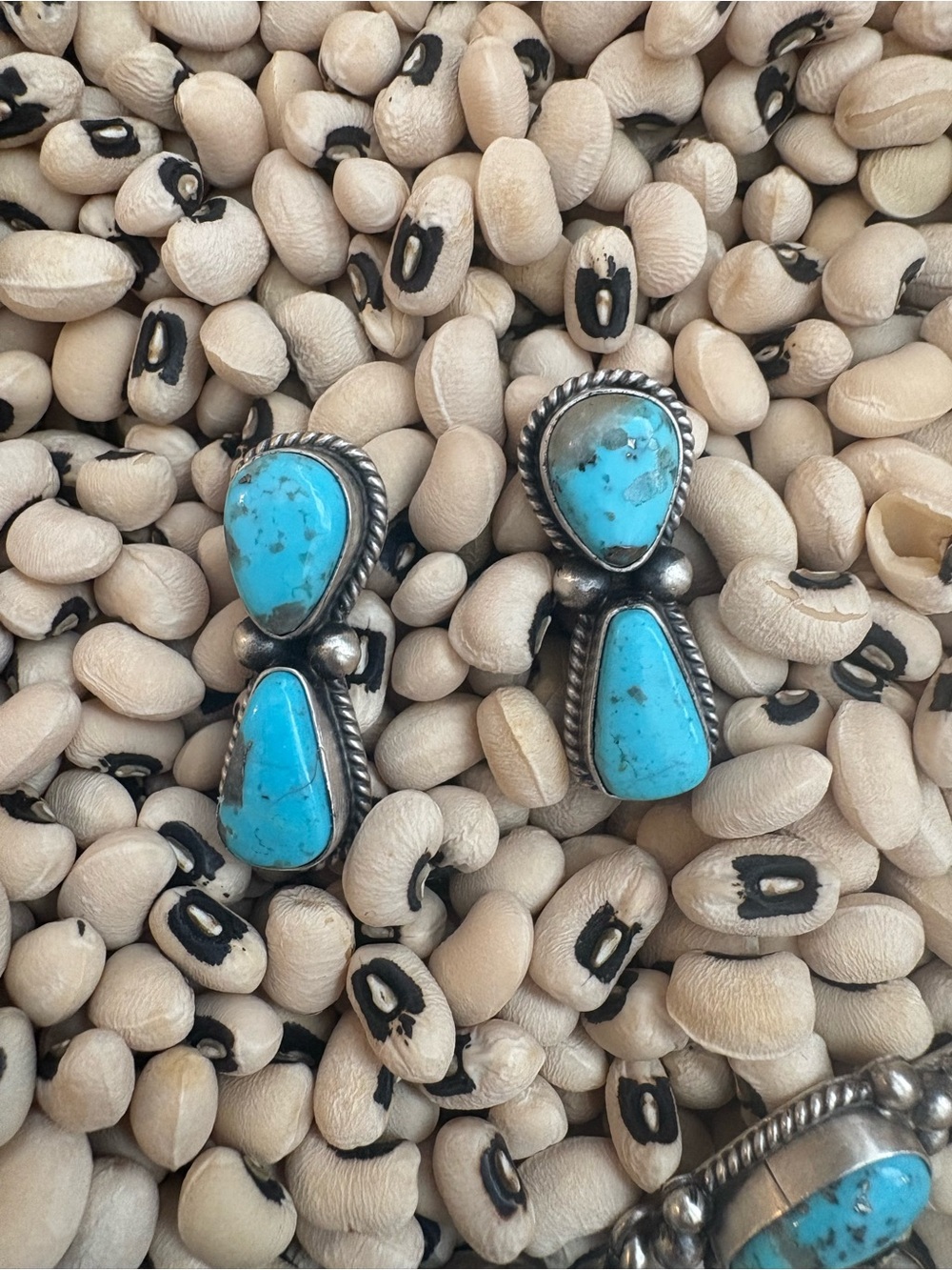 Turquoise Floral Cluster Necklace and Earrings Set - Bright Turquoise - Picture 3 of 7